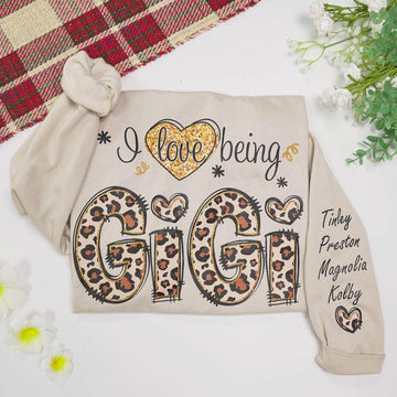 Personalized Leopard Pattern Sweatshirt - I Love Being Gigi