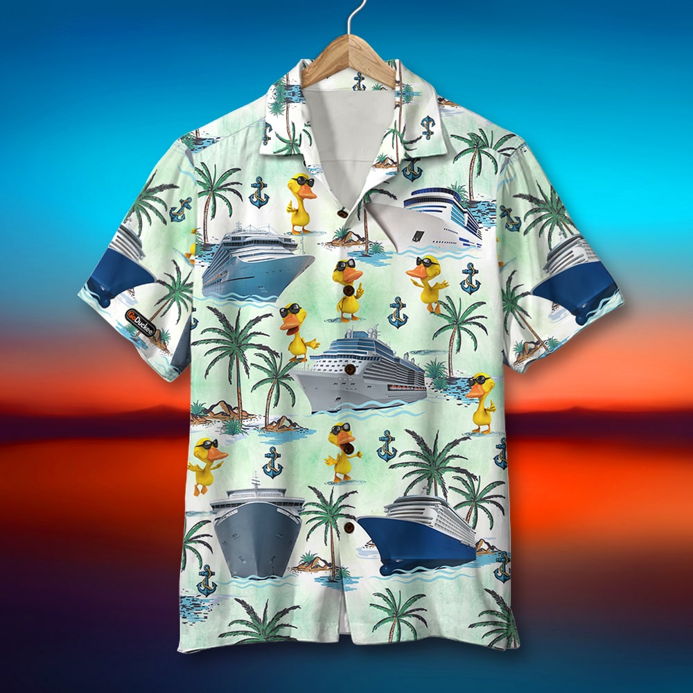 Cruising Duck Hawaiian Shirt & Men Beach Shorts - Palm Tree Pattern